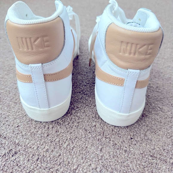 NIKE BLAZER MID PRM (white/vachetta/tan-black) - Picture 2 of 6